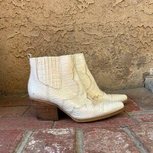 Sam Edelman Boots Leather White Western Ankle Chelsea Winona ivory croc 7 1/2